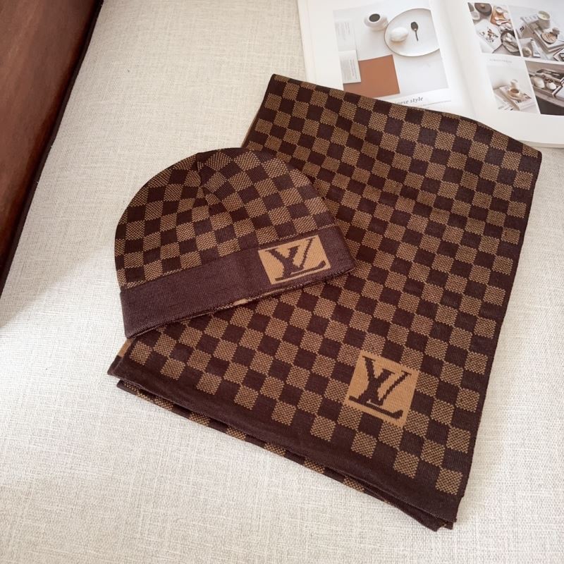 Louis Vuitton Caps Scarfs